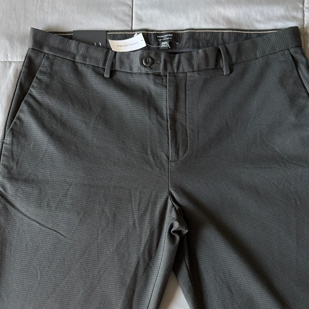 Banana Republic Charcoal Slim Tapered Pants